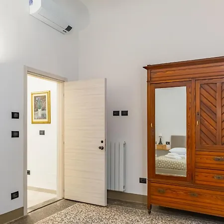 Guesthost - San Lorenzo Roomy